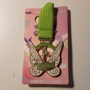 2016 runDisney Spinning Tinkerbell Half Marathon Finisher Medal Pin - Disney